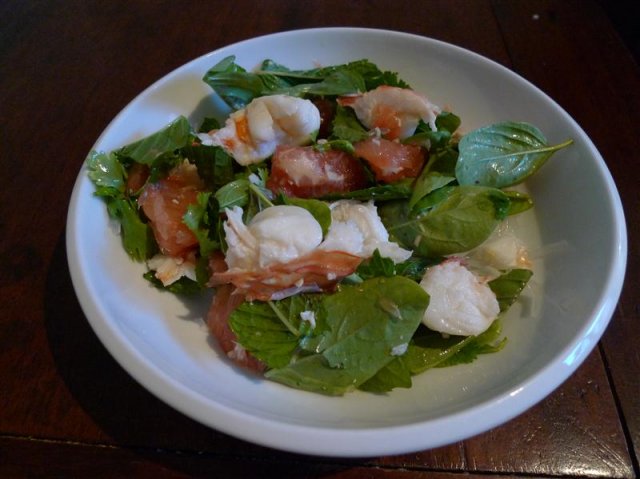 Crayfish, pink grapefruit and mixed herb salad